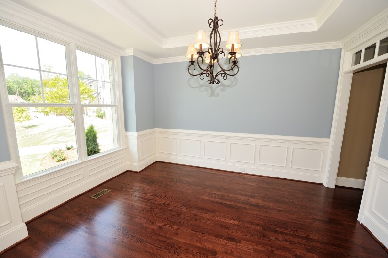 Hardwood vs Laminate Flooring Comparison By Jonathan’s Flooring